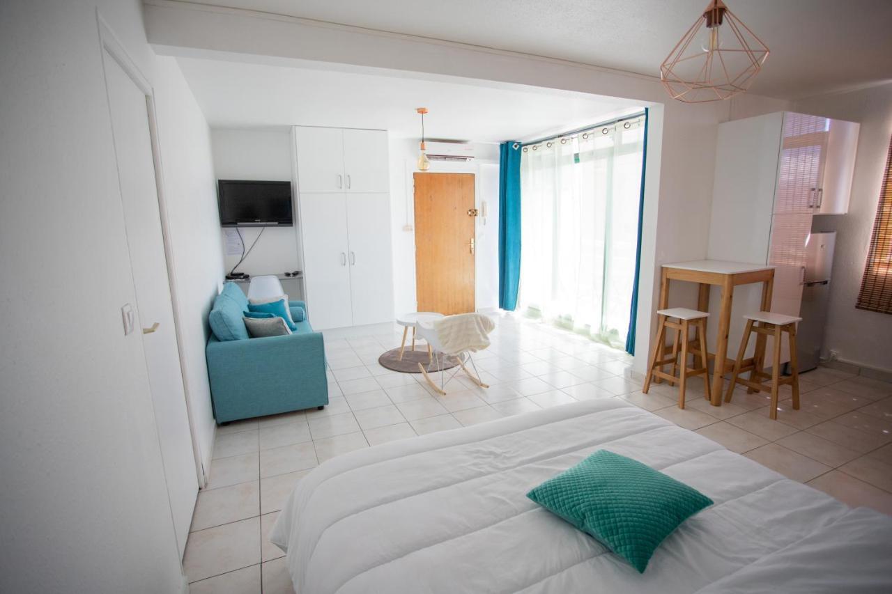 Boulevard Legitimus Pointe-a-Pitre  Luaran gambar